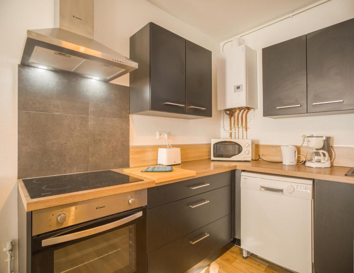 Le Duplex Pasteur - 5 Min Hypercentre - Ideal Groupe - Parking Gratuit Troyes Kültér fotó